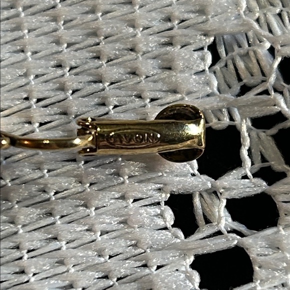 Clip on Elegant Blue and Gold Chandelier Earrings - Picture 5 of 7